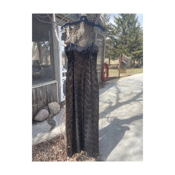 Vintage | 90s Formal Gown Dress Velvet Burnout Gold Metallic Spaghetti Straps 14 - Picture 5 of 14